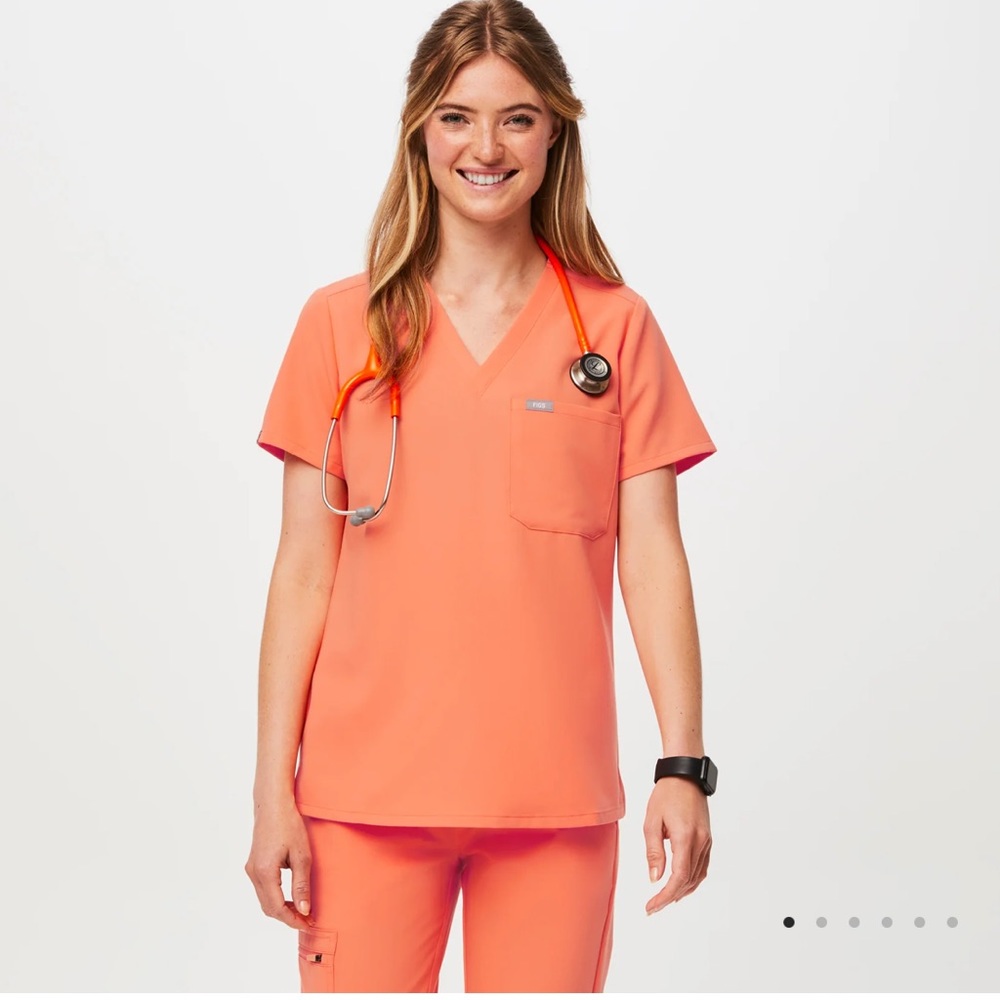 Catarina One-Pocket Scrub Top | FIGS